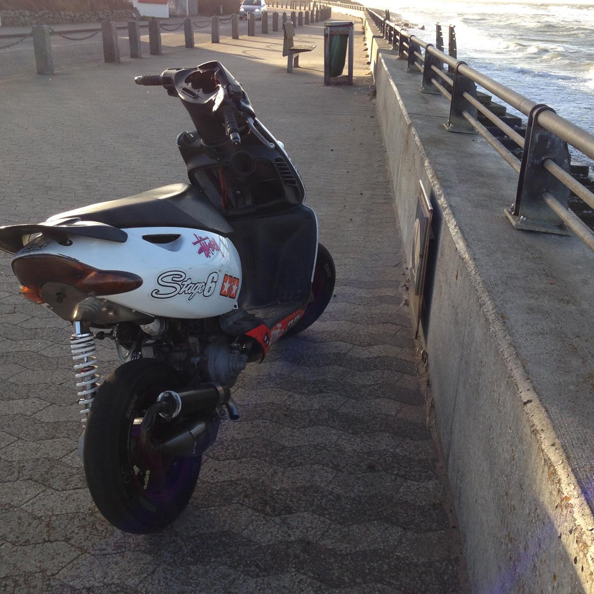 Aprilia Sonic Team speed t7. Luna 3,0 - Med r-setp 14k som er sommer udstødning og med slicks dæk på. billede 1