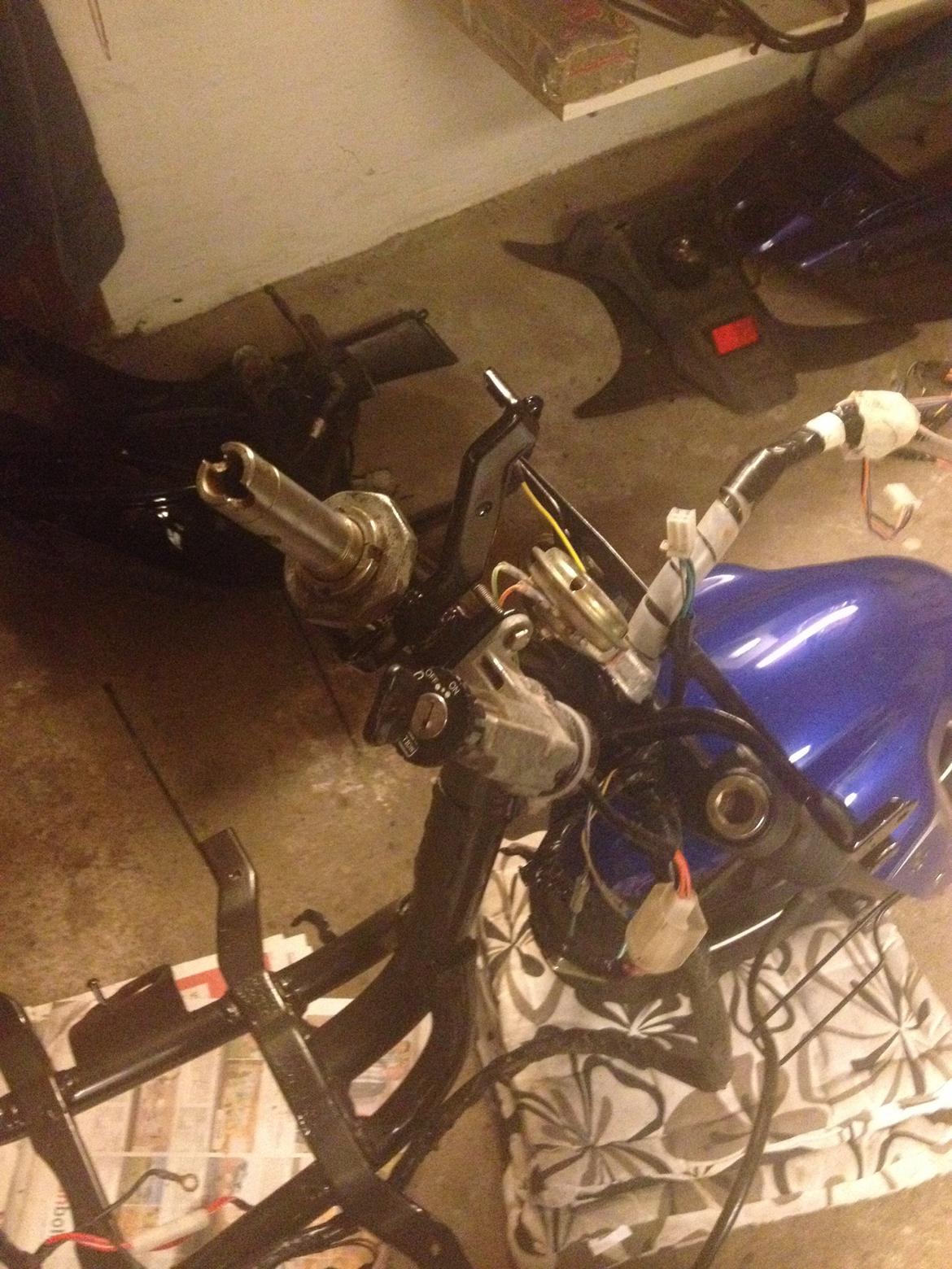 PGO Hot 50 (BLACK SHADOW) billede 7