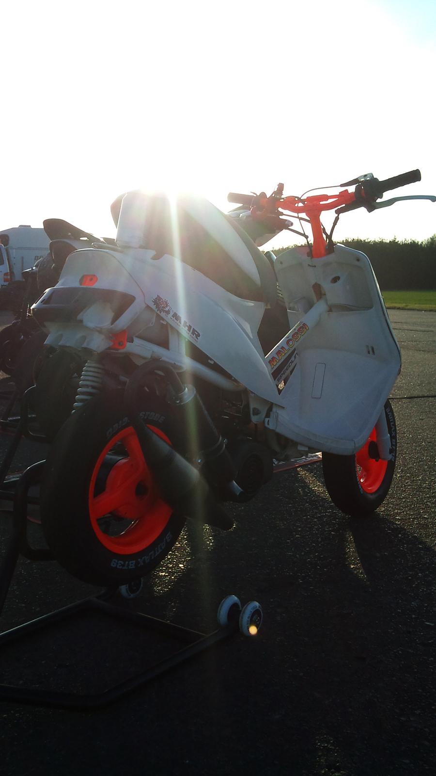 Yamaha Jog evo 2 - Til speedmeet, mit første træf på joggen billede 2