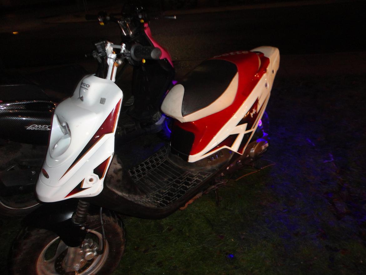 PGO Hot 50 billede 4