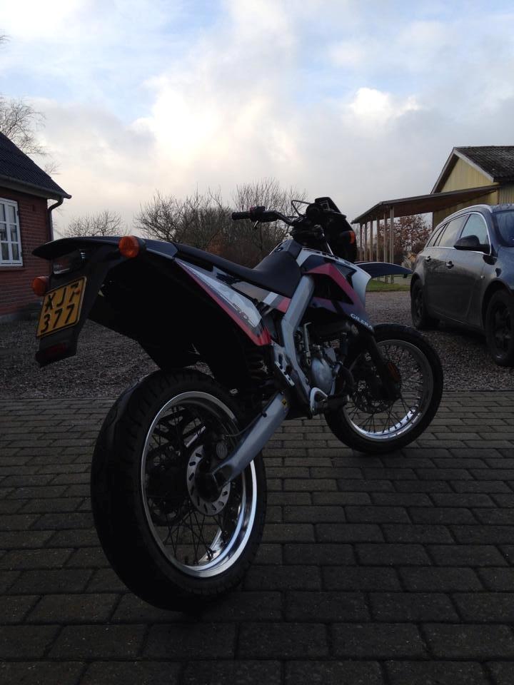 Gilera SMT - Super Motard "Cruiseren" billede 3