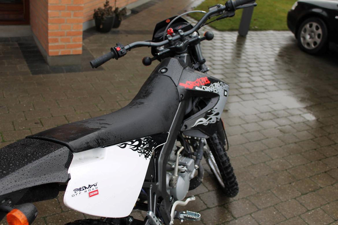Derbi Senda R x-race billede 4