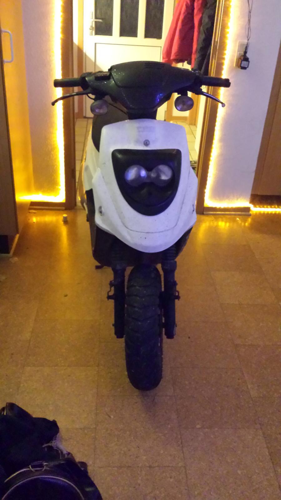 PGO hot 50 billede 3