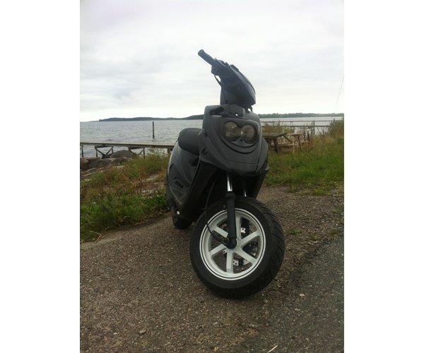 PGO Hot 50 billede 1