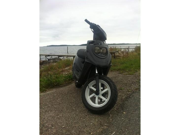 {{currentPhoto.altText}} billede {{currentPhoto.number}}