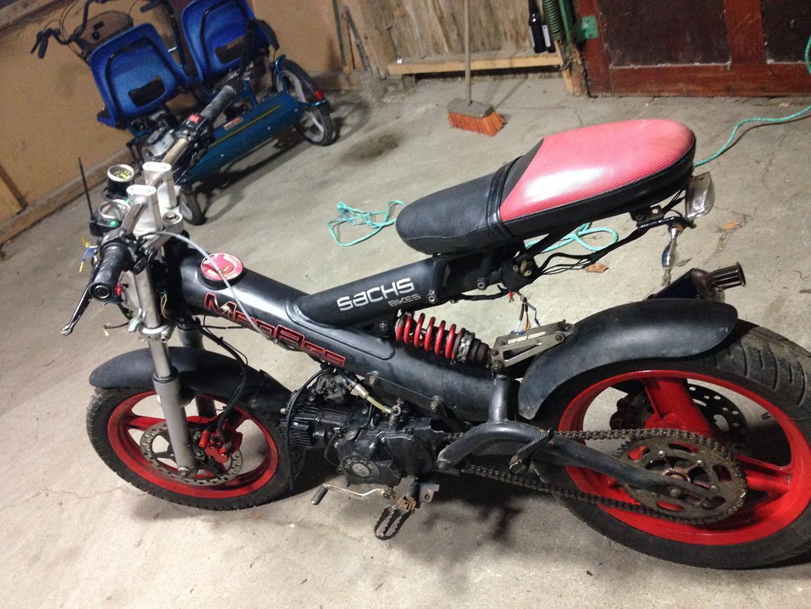 Sachs madass billede 3