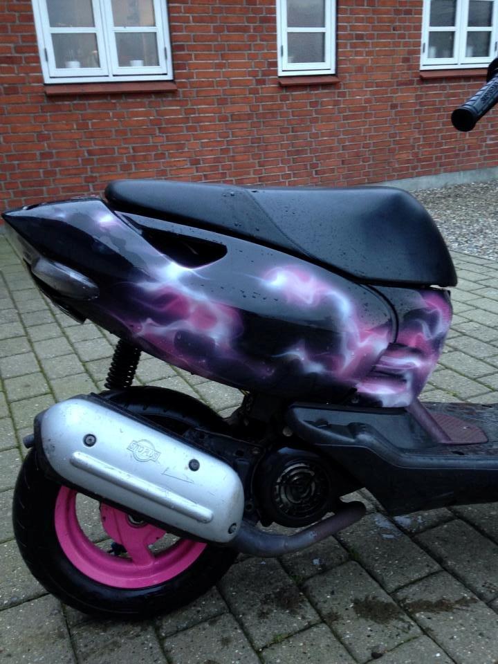 Aprilia Sonic "The Pink Lady" billede 6