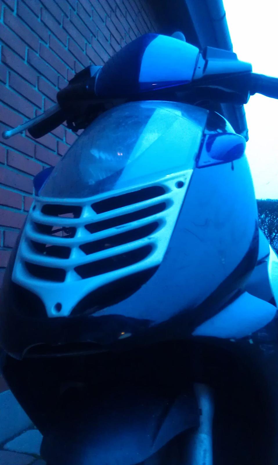 Aprilia Sonic AC - The Ice Knight billede 2