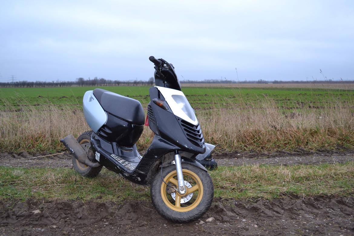 Aprilia Sonic billede 2