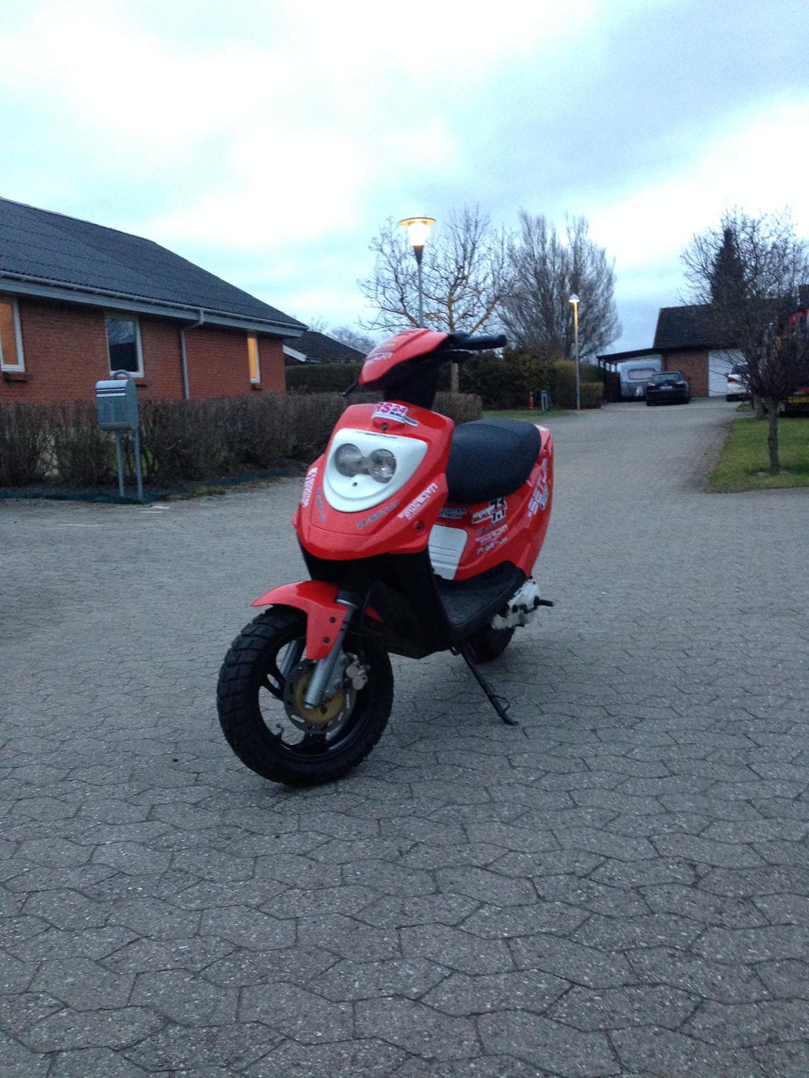 PGO Hot 50 billede 1