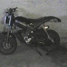 Suzuki streetmagic **NAKKET**