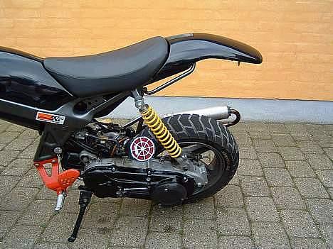 Suzuki Street magic solgt - alle de billerder her er fra den ganle ejer skal ha taget nogle nye når jeg får tid billede 3