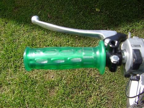 Yamaha 4g  DX byttet til stalker - er de ikke fede de neon grønne håndtag billede 13