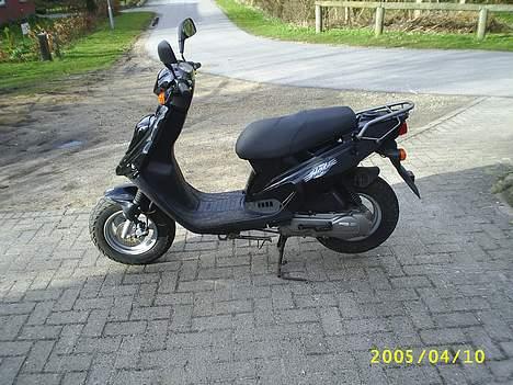 PGO  hot 50 billede 6