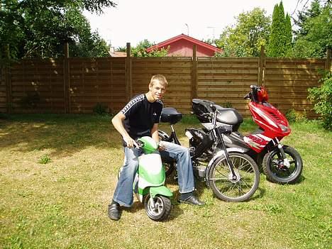 MiniBike SCOOTER solgt 2200kr - hmm ja jeg er lidt for stor til den  billede 4