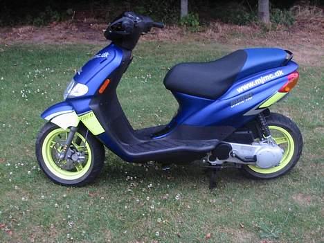 Derbi Atlantis Bullet-solgt billede 7