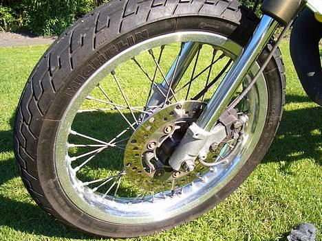 Suzuki SMX... Special Edition..! - Det hvide i kan se er kalk plætter fra vandet glemte at tørre det af... billede 8