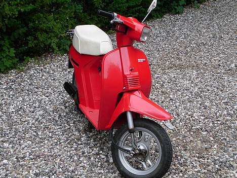 Honda melody mini NT50 - har std. cykelkurv til den men er gået lidt i stykker. billede 3