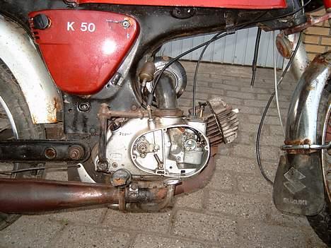 Suzuki k50 Projekt-Team Hjørring - magler det skjold!! såå hvis i har sådan et såå skriv!! er intra billede 5