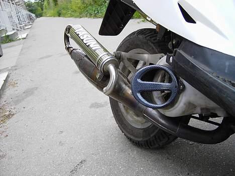 Yamaha jog solgt billede 9