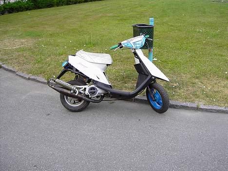 Yamaha jog solgt billede 12