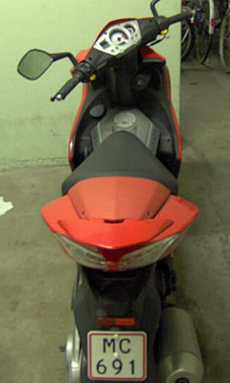 Peugeot Jet force billede 2