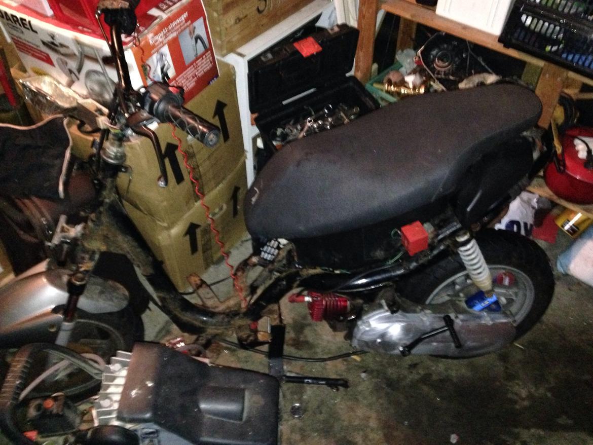 Yamaha jog r billede 9