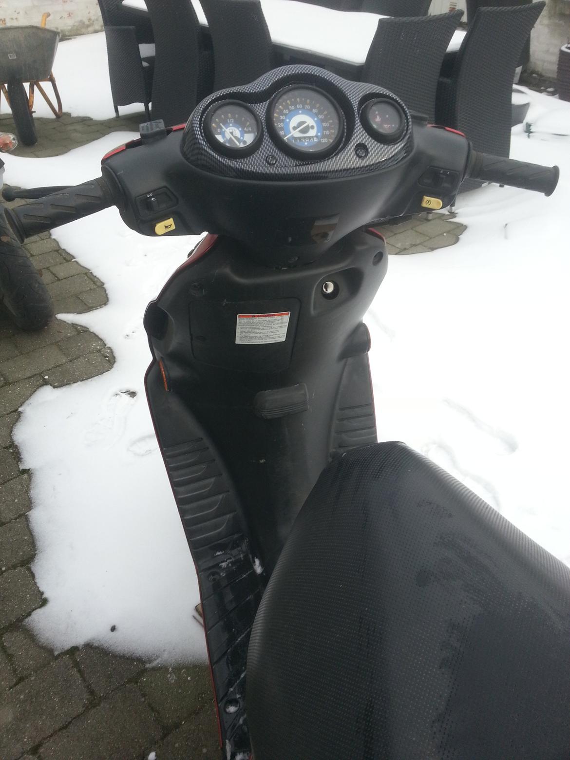 Suzuki Suzuki Katana 45'er huget op billede 6