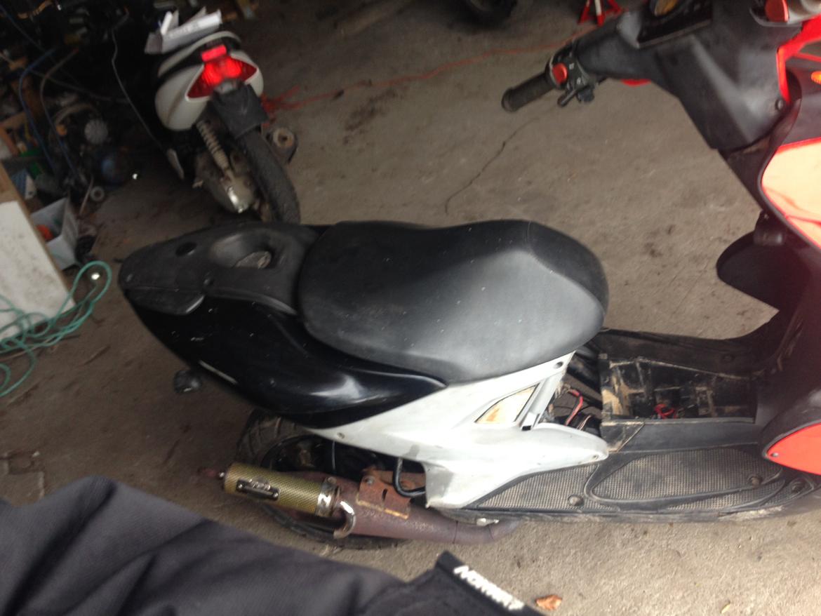 Yamaha aerox billede 3