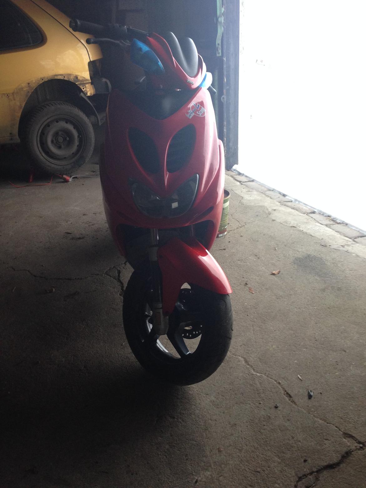 Yamaha aerox billede 8