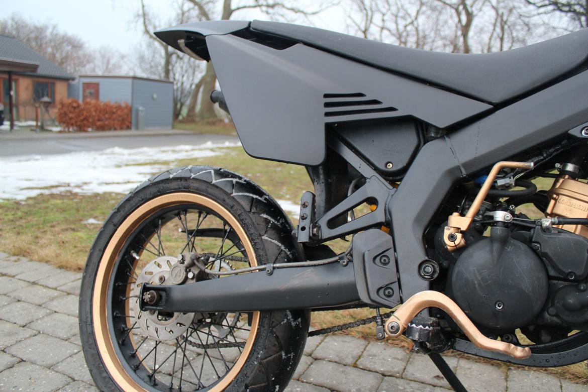 Gilera SMT MATTE - GOLD billede 4