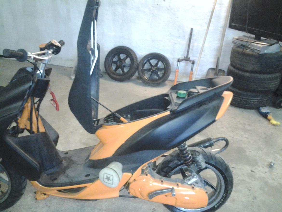 Yamaha Jog RR LC EVO2 billede 12