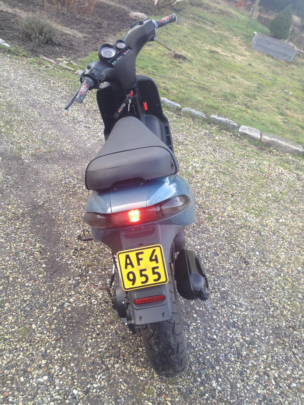 Gilera Stalker - Der skal lige en ny grebklinge i højre side fordi den her er universal og ikke passer 100%  (Det er derfor bremselyset lyser konstant, men det bliver ordnet her en af de kommende dage. billede 11