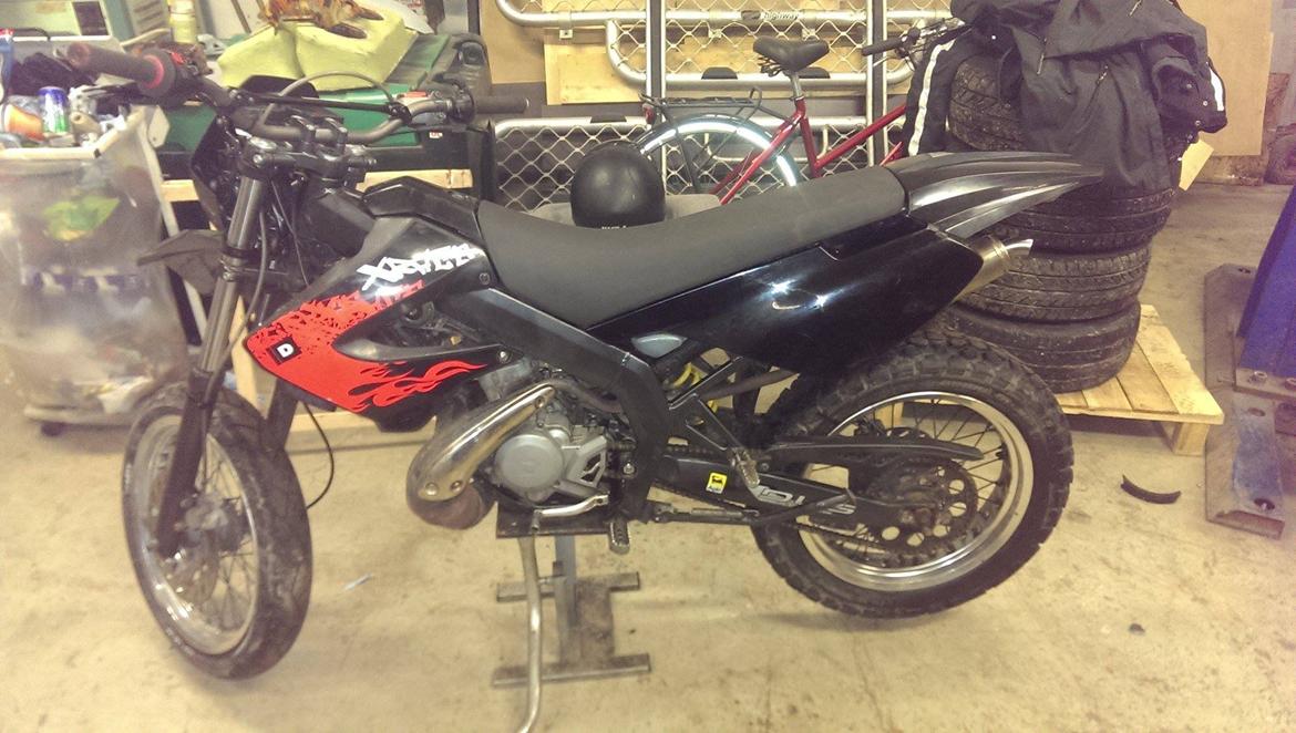 Derbi senda x race sm billede 6