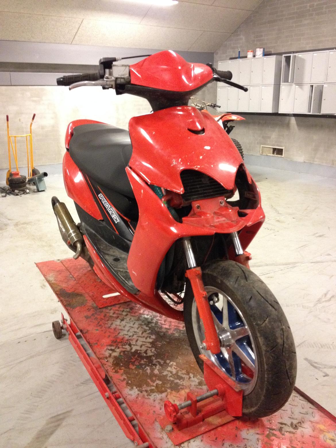 Yamaha Jog R LC billede 5