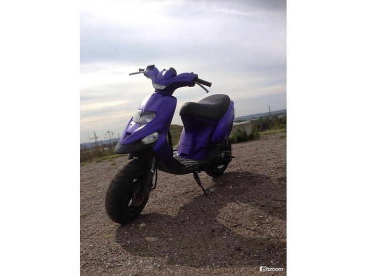 {{currentPhoto.altText}} billede {{currentPhoto.number}}