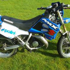 Suzuki Rmx