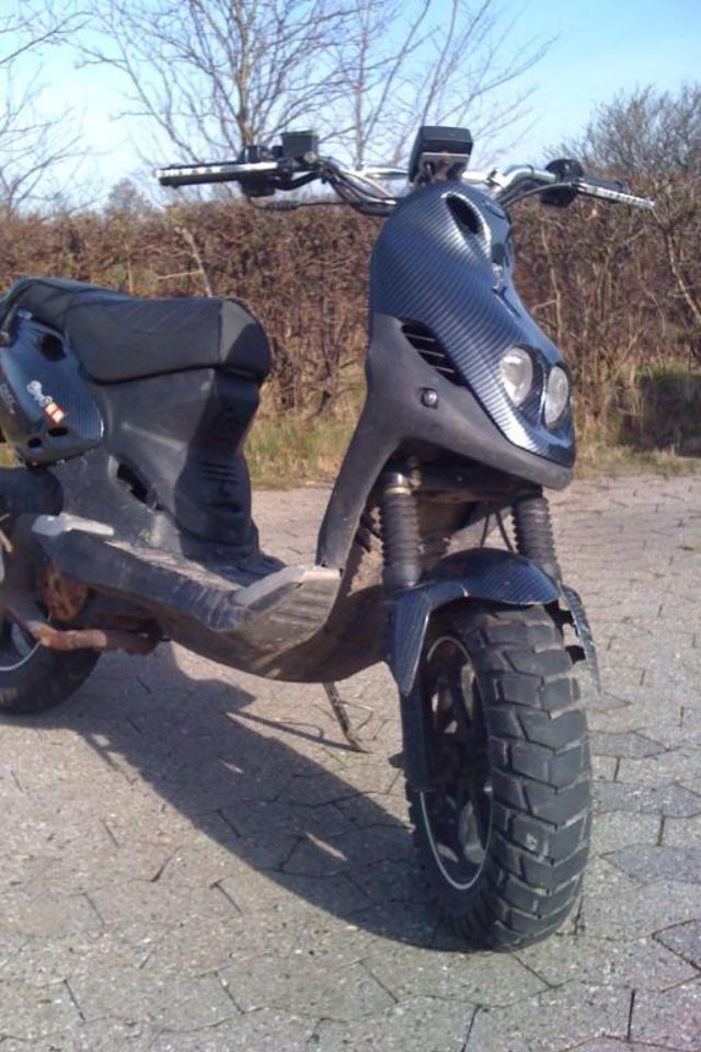 PGO PMX Naked Carbon billede 1