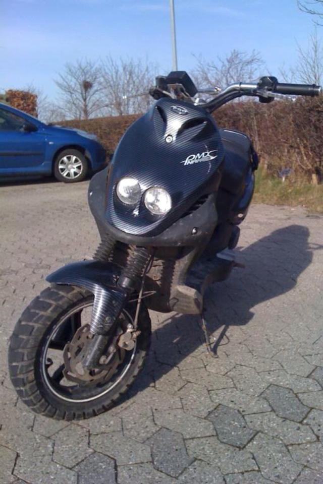 PGO PMX Naked Carbon billede 2