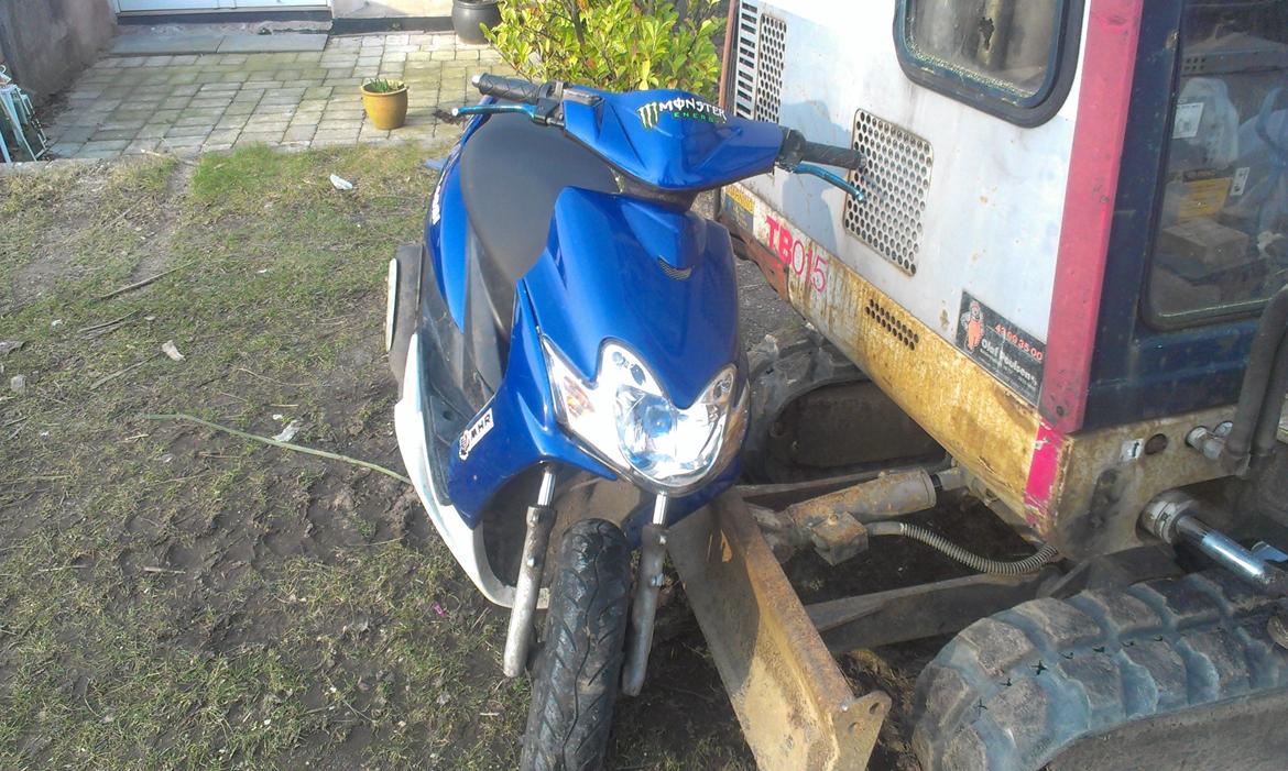 Yamaha jog R billede 2