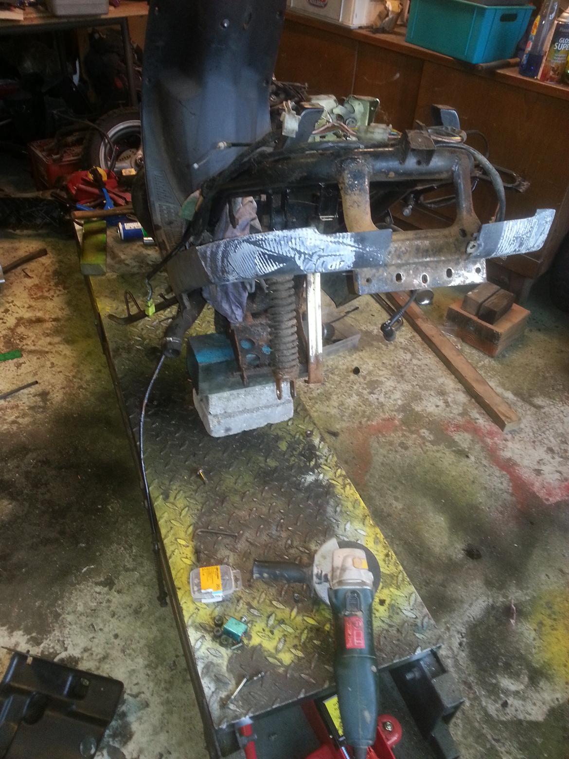 PGO comet solgt for 3000 billede 10