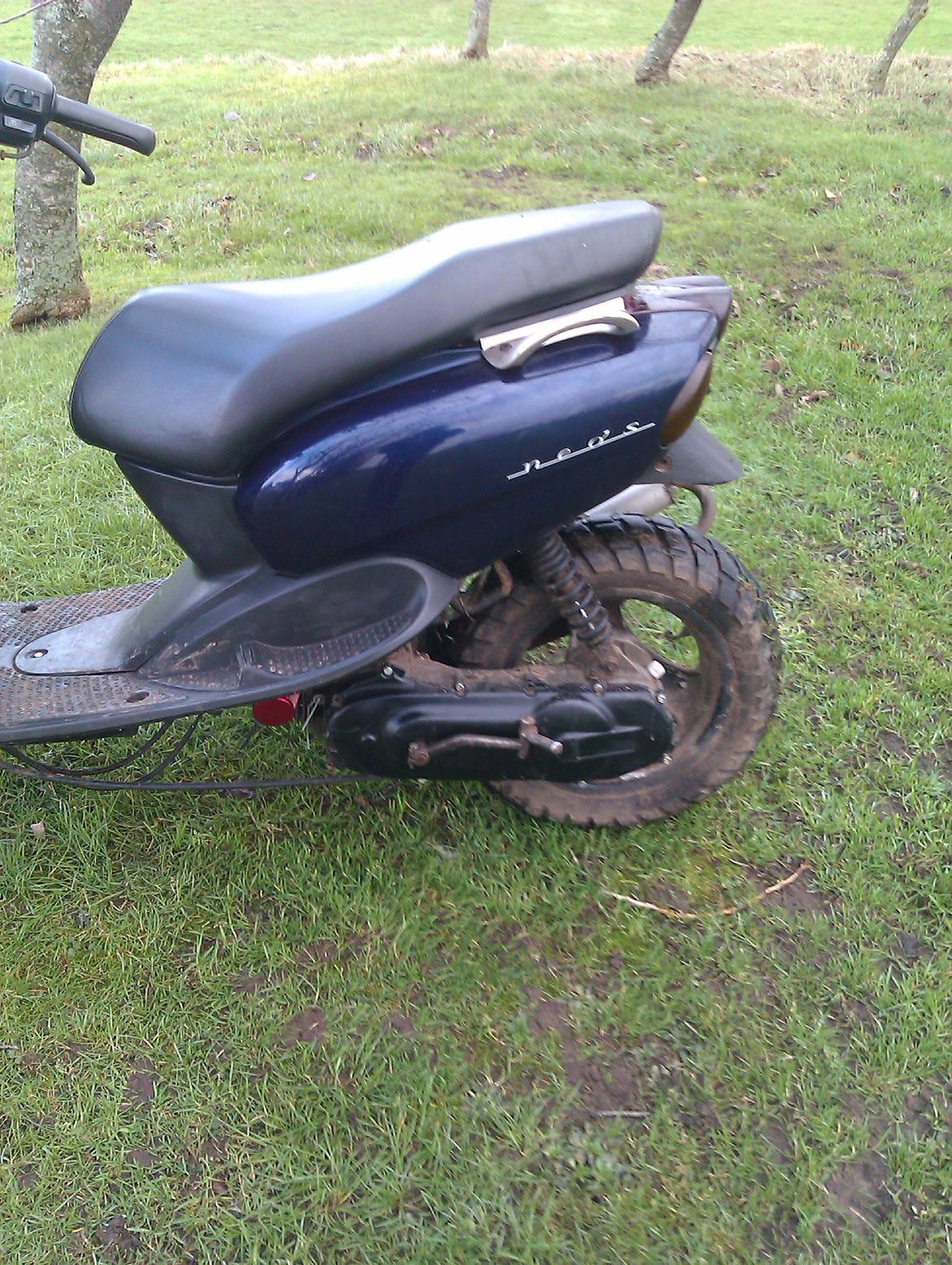 Yamaha Neos Blue Top! (Tidl Scooter) billede 9