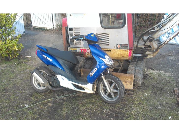 Yamaha jog R billede 1