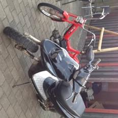 Yamaha Bws Black Hawk 