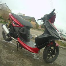 Kymco super 8