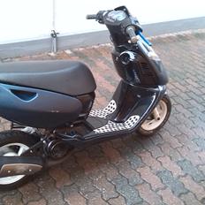 Aprilia aprilla sonic gp