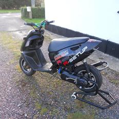 Aprilia sonic ac