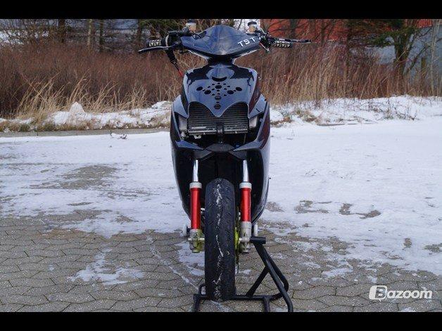 Yamaha Jog rr ts t7 12" billede 14