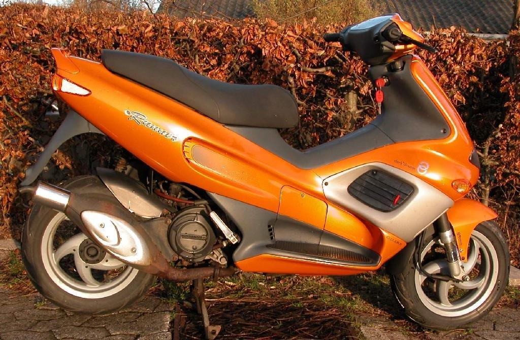 Gilera Runner "Dark Dream" Billeder af scootere Uploaded af • Onkel