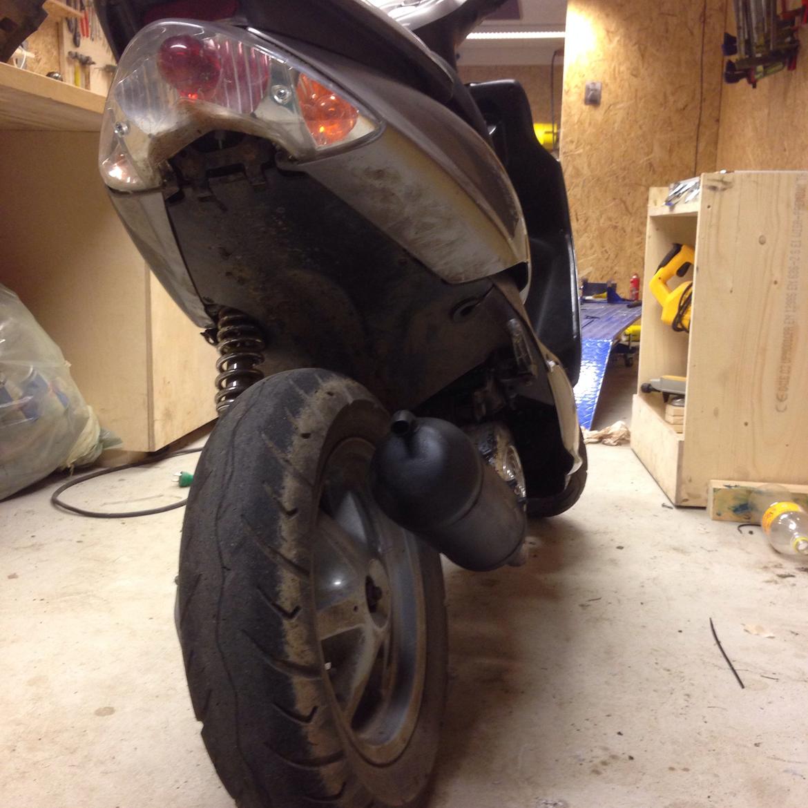 Yamaha Jog r (Solgt) billede 8